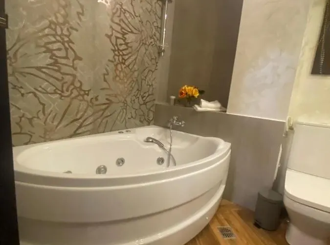 Victoriei Deluxe * בוקרשט