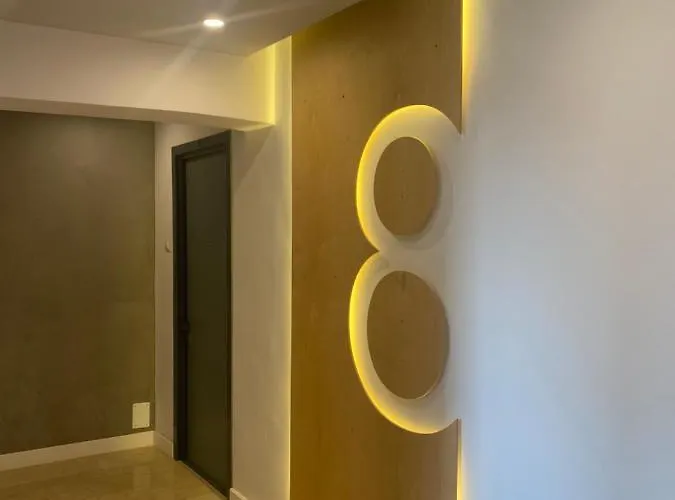 Victoriei Deluxe * 부쿠레슈티